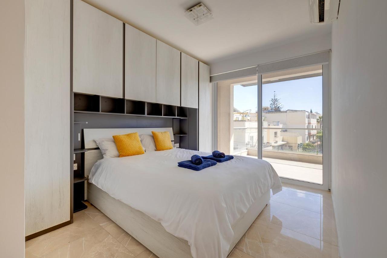 Modern 1Br Apartment In Central St Julian'S San Ġiljan Exterior foto