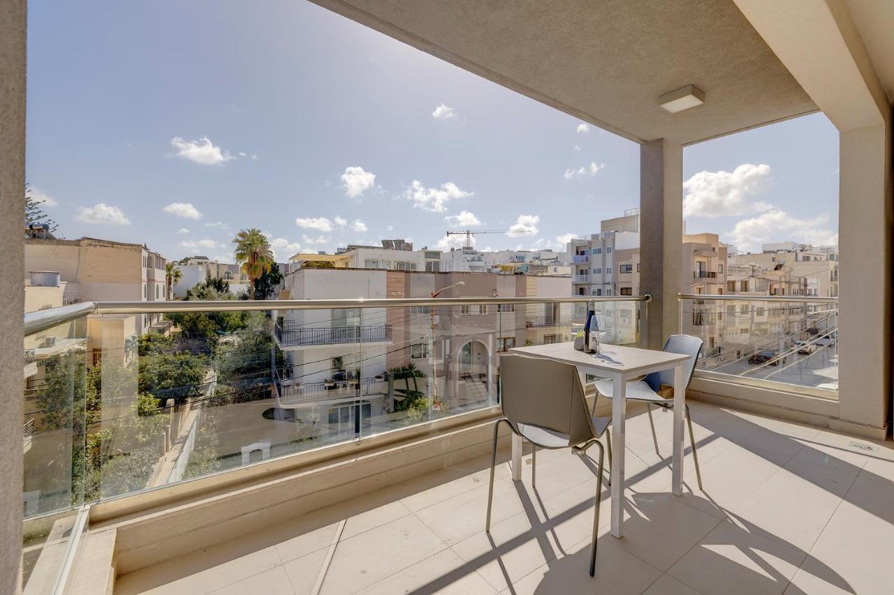 Modern 1Br Apartment In Central St Julian'S San Ġiljan Exterior foto